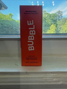 BUBBLE Bounce Back Balancing Toner Mist - Bright Orange